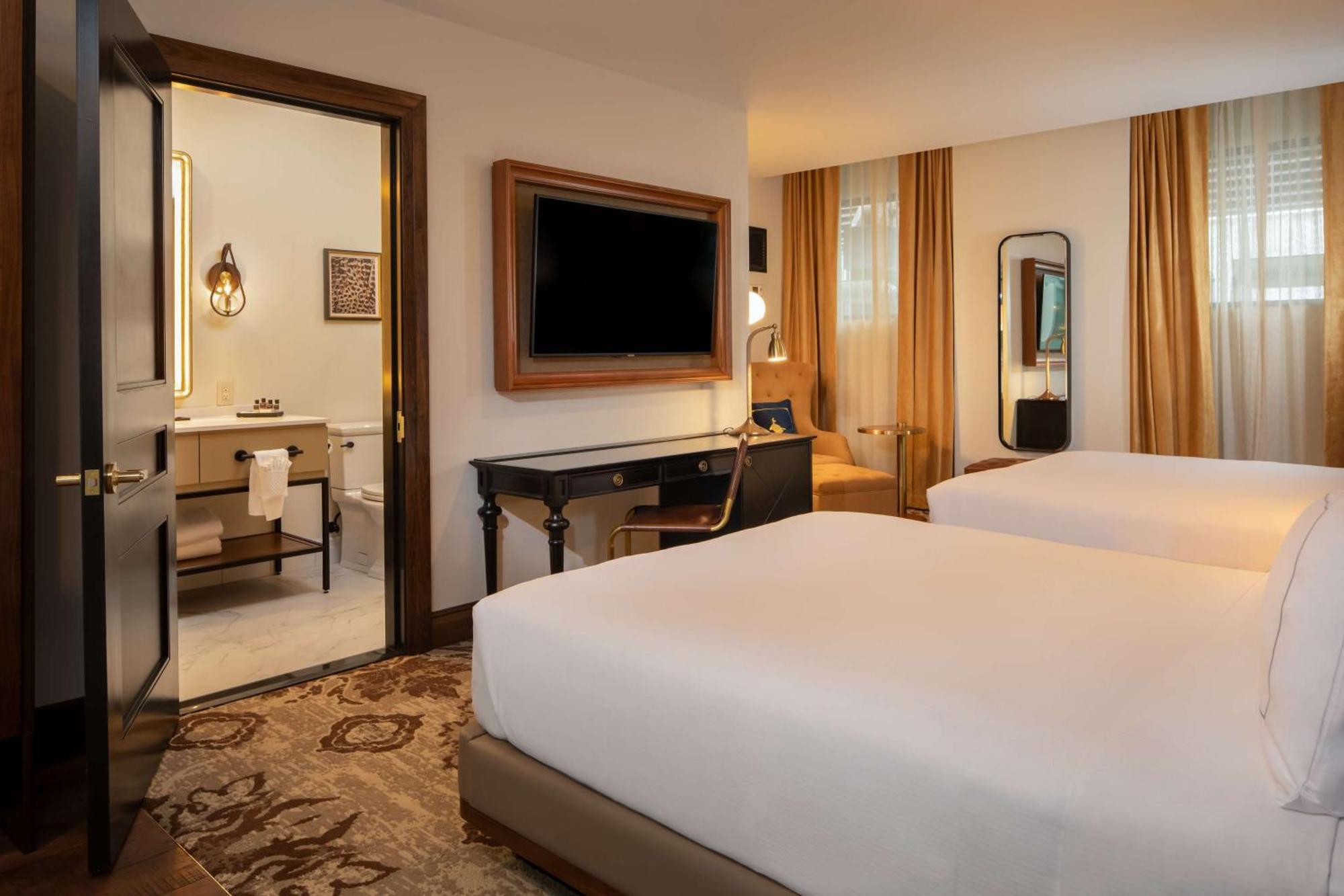 The Peregrine Omaha Downtown Curio Collection By Hilton Hotel Luaran gambar
