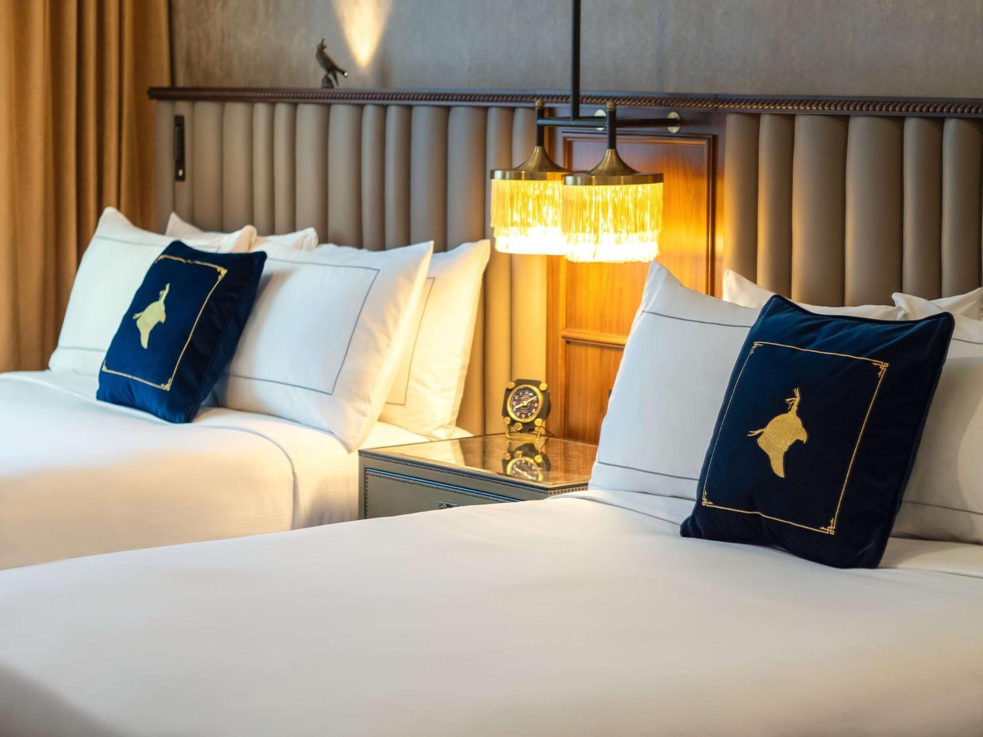 The Peregrine Omaha Downtown Curio Collection By Hilton Hotel Luaran gambar