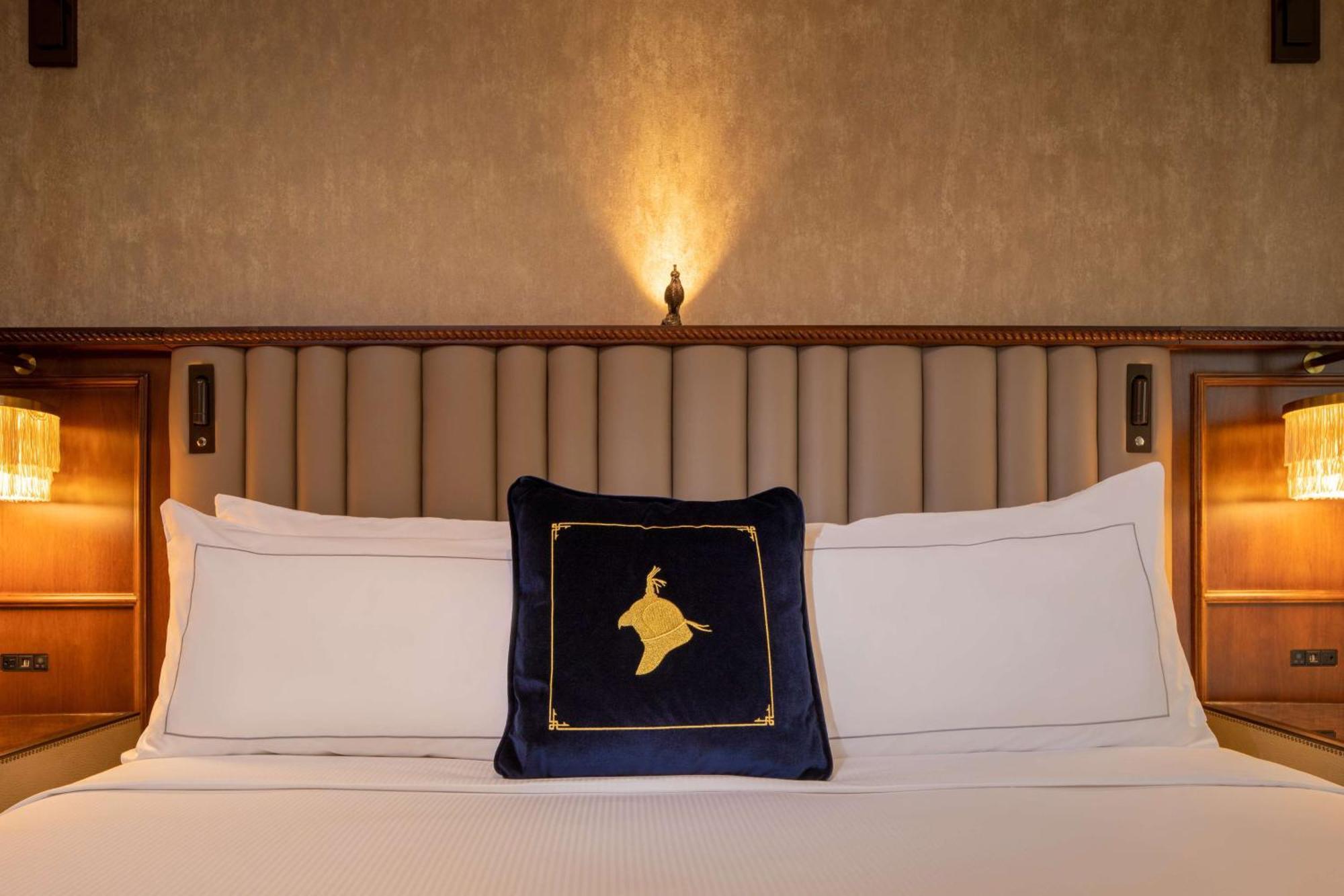 The Peregrine Omaha Downtown Curio Collection By Hilton Hotel Luaran gambar